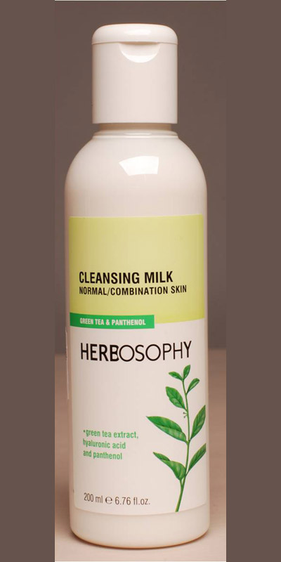 Lapte demachiant Herbosophy ~~ impreuna cu Beau Monde Style, editia de Aprilie 2011