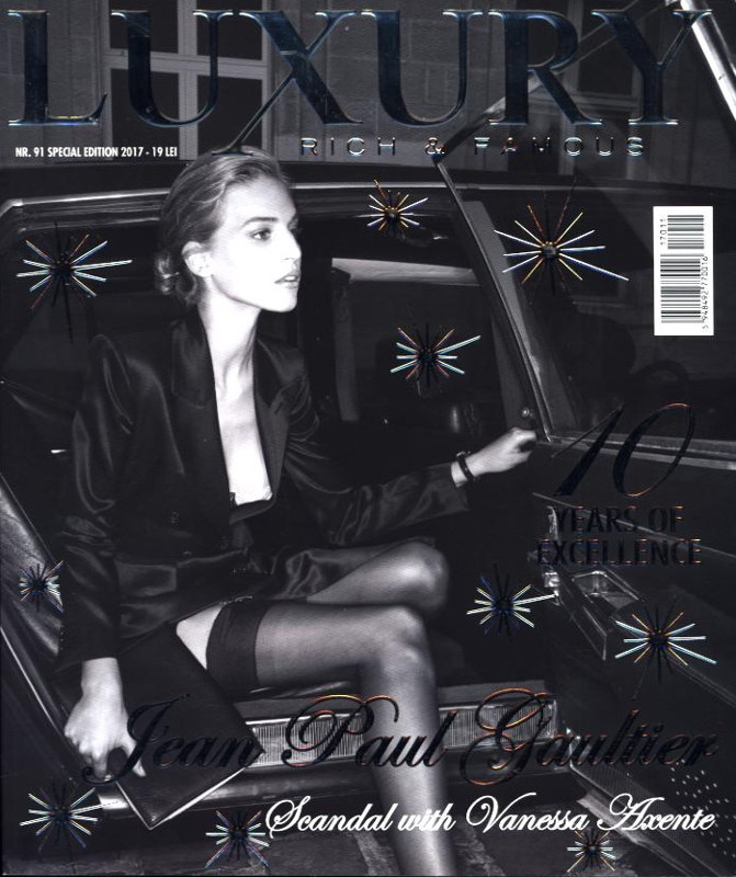 Luxury Magazine Romania ~~ Coperta:  Vanessa Axente ~~ Editie speciala Iarna 2017