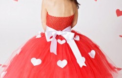 rochie rosie pentru Sf Valentin si Dragobete